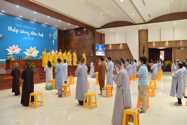 Cuộc thi “Thắp Sáng Đèn Tuệ” – lần IV