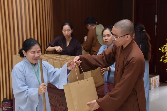 Cuộc thi “Thắp Sáng Đèn Tuệ” – lần IV