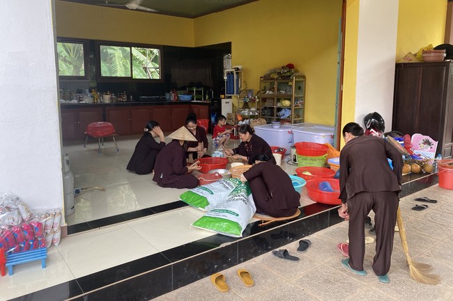 One-Day Peaceful Retreat at Suoi Phap Pagoda