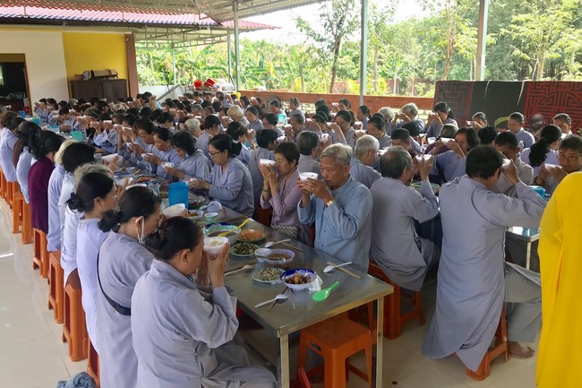 One-Day Peaceful Retreat at Suoi Phap Pagoda