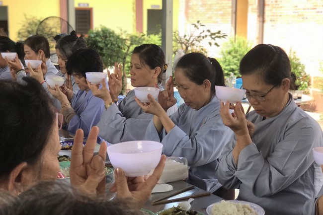 One-Day Peaceful Retreat at Suoi Phap Pagoda