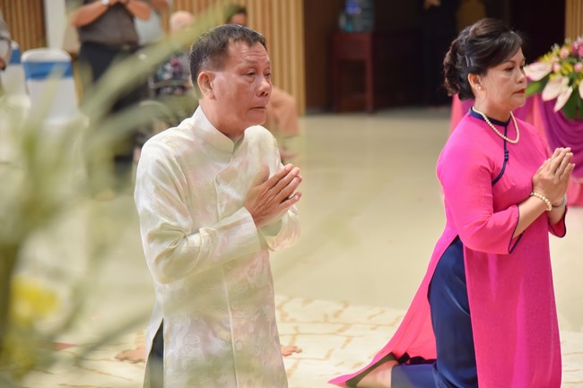 Wedding Ceremony at the pagoda