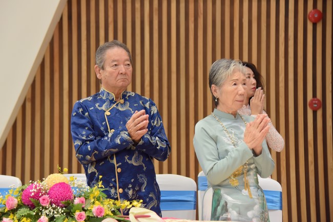 Wedding Ceremony at the pagoda