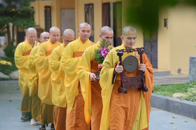 Wedding Ceremony at the pagoda