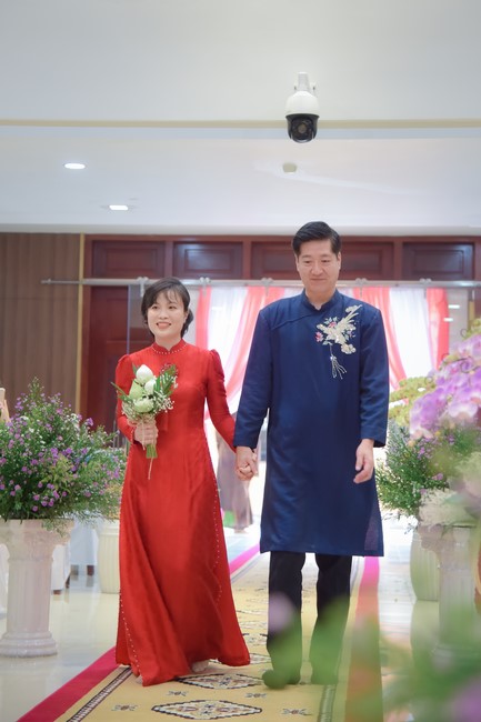 Wedding Ceremony at the pagoda