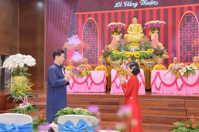 Wedding Ceremony at the pagoda