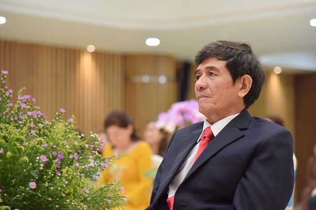 Wedding Ceremony at the pagoda