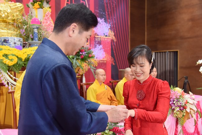 Wedding Ceremony at the pagoda