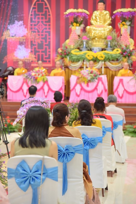 Wedding Ceremony at the pagoda