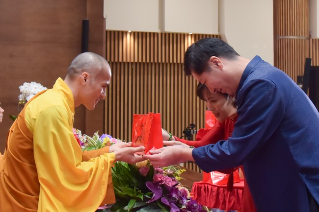 Wedding Ceremony at the pagoda