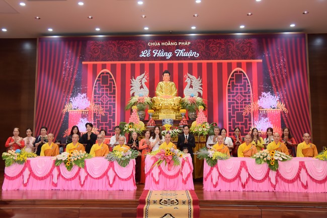 Wedding Ceremony at the pagoda
