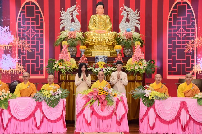 Wedding Ceremony at the pagoda