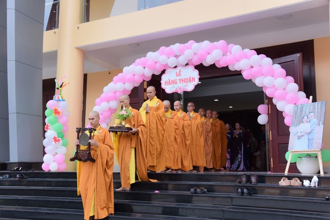 Wedding Ceremony at the pagoda