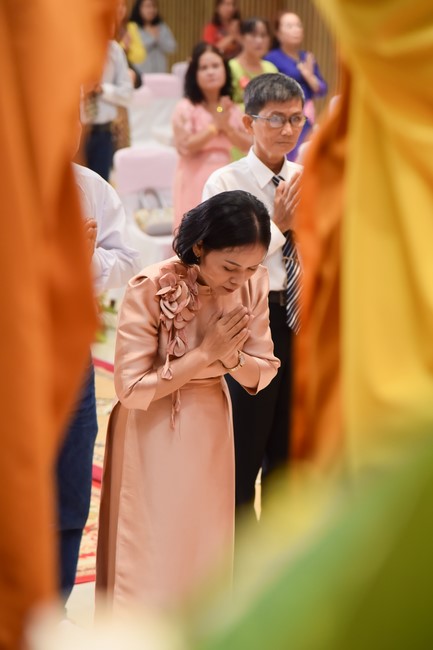 Wedding Ceremony at the pagoda