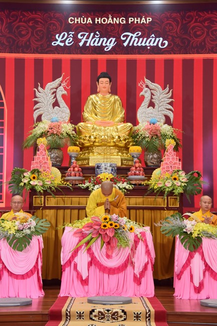 Wedding Ceremony at the pagoda