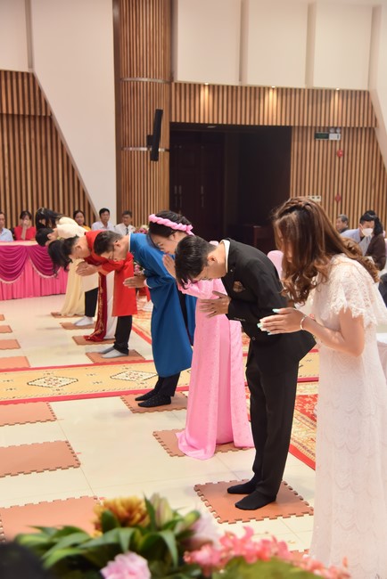 Wedding Ceremony at the pagoda