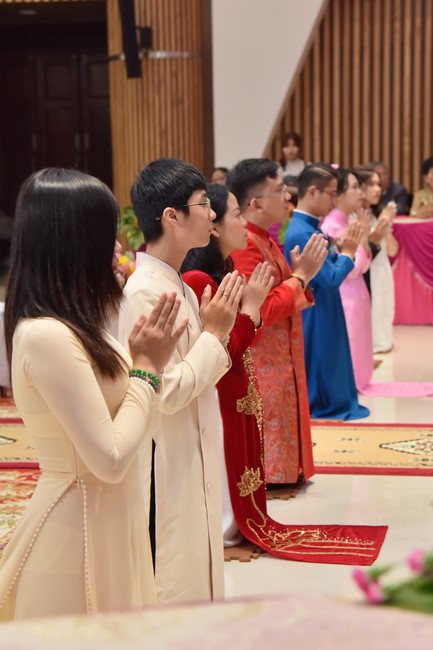 Wedding Ceremony at the pagoda