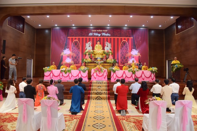 Wedding Ceremony at the pagoda