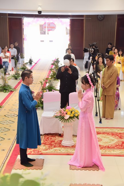 Wedding Ceremony at the pagoda