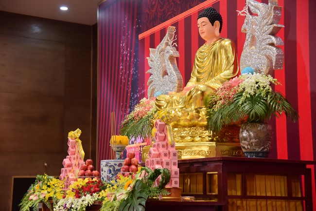 Wedding Ceremony at the pagoda