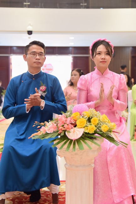 Wedding Ceremony at the pagoda