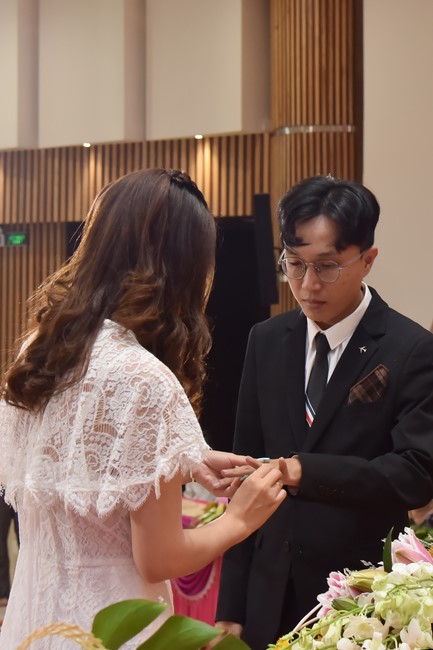 Wedding Ceremony at the pagoda