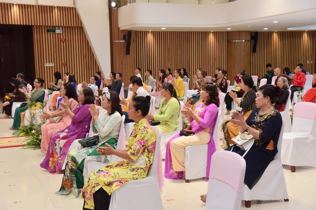 Wedding Ceremony at the pagoda