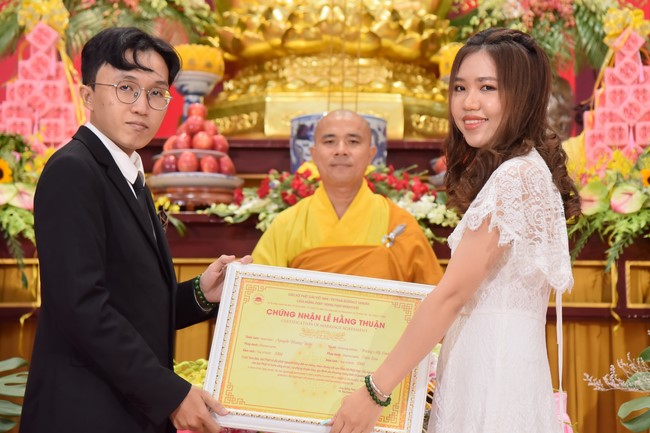 Wedding Ceremony at the pagoda