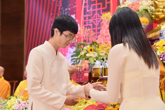 Wedding Ceremony at the pagoda