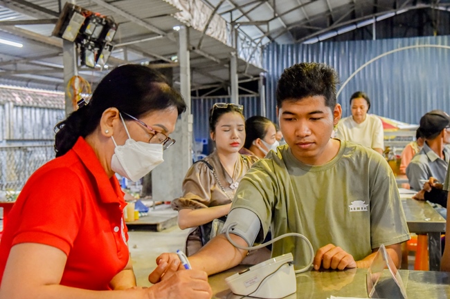 Humanitarian Blood Donation