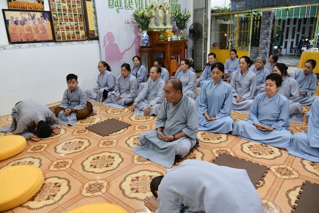 Khóa tu Niệm Phật Một Ngày tại đạo tràng Minh Chất, Cần Thơ - lần thứ 9