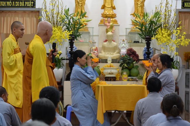 Khóa tu Niệm Phật Một Ngày tại đạo tràng Minh Chất, Cần Thơ - lần thứ 9