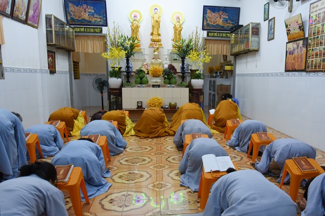 Khóa tu Niệm Phật Một Ngày tại đạo tràng Minh Chất, Cần Thơ - lần thứ 9