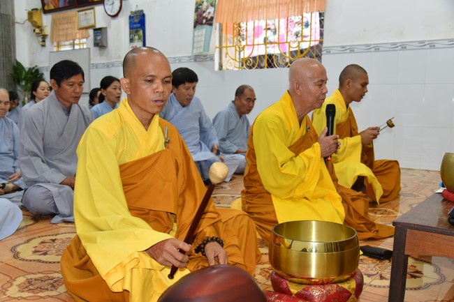 Khóa tu Niệm Phật Một Ngày tại đạo tràng Minh Chất, Cần Thơ - lần thứ 9