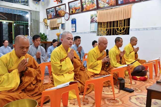 Khóa tu Niệm Phật Một Ngày tại đạo tràng Minh Chất, Cần Thơ - lần thứ 9