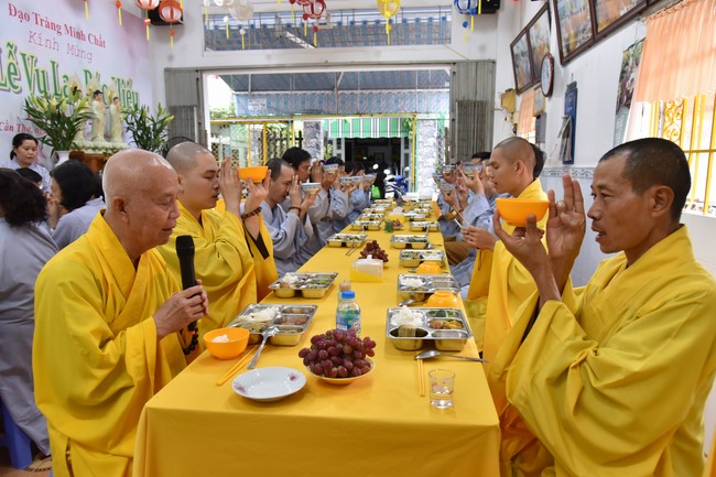Khóa tu Niệm Phật Một Ngày tại đạo tràng Minh Chất, Cần Thơ - lần thứ 9