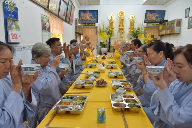 Khóa tu Niệm Phật Một Ngày tại đạo tràng Minh Chất, Cần Thơ - lần thứ 9