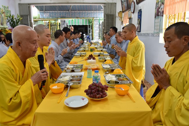 Khóa tu Niệm Phật Một Ngày tại đạo tràng Minh Chất, Cần Thơ - lần thứ 9