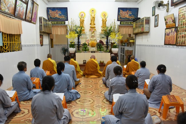 Khóa tu Niệm Phật Một Ngày tại đạo tràng Minh Chất, Cần Thơ - lần thứ 9