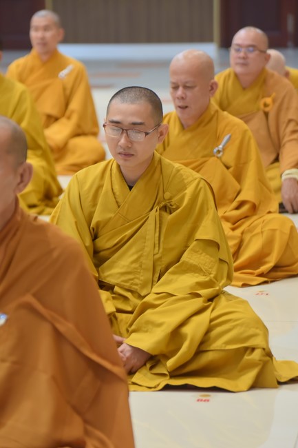 Pratimoksa Commandment Declaring Rite at Hoang Phap pagoda