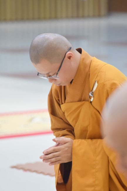 Pratimoksa Commandment Declaring Rite at Hoang Phap pagoda