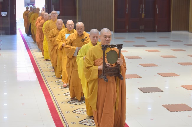 Pratimoksa Commandment Declaring Rite at Hoang Phap pagoda
