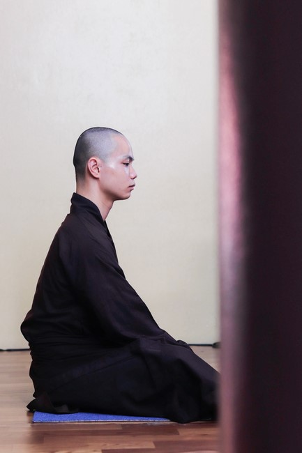 Awarding the 15th Wisdom Nurturing Scholarships in the North, Central and Southwest regions