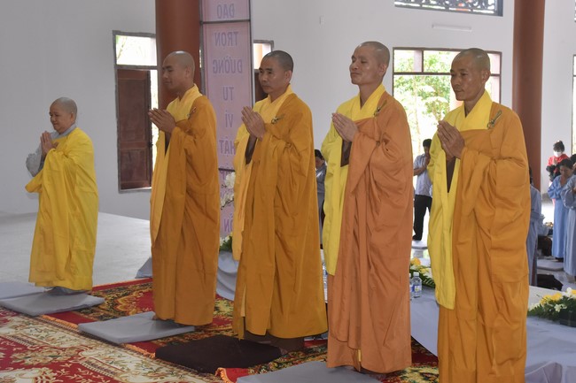 Chùa Đăng Pháp, Bình Phước: Lễ tưởng niệm cố đại lão Hoà thượng Ngộ Chân Tử và khoá tu một ngày an lạc