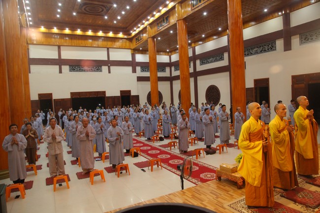 Repentant Ceremony at Giai Lam Temple – Ha Tinh