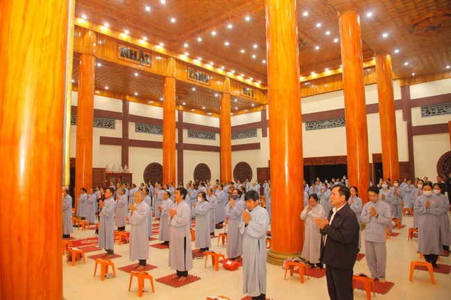 Repentant Ceremony at Giai Lam Temple – Ha Tinh