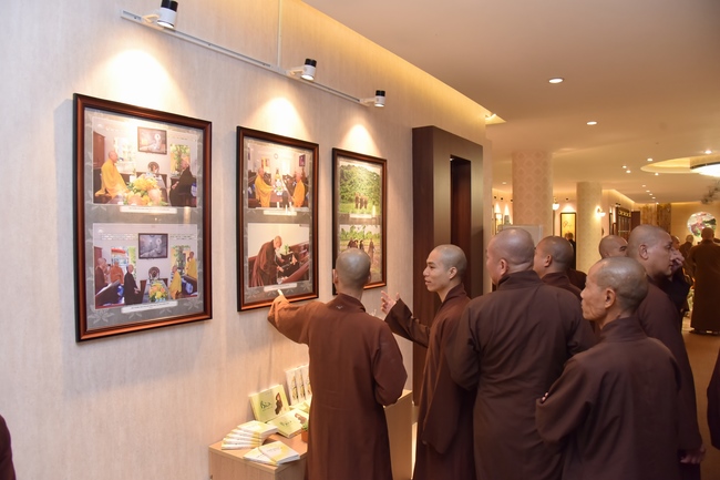 Lễ khai mạc tuần lễ triển lãm ảnh, thư pháp và các tác phẩm văn hoá Phật giáo chủ đề “Thanh Lương”