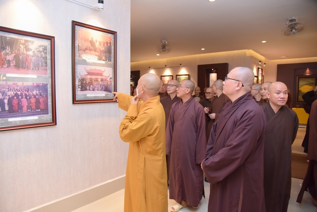 Lễ khai mạc tuần lễ triển lãm ảnh, thư pháp và các tác phẩm văn hoá Phật giáo chủ đề “Thanh Lương”