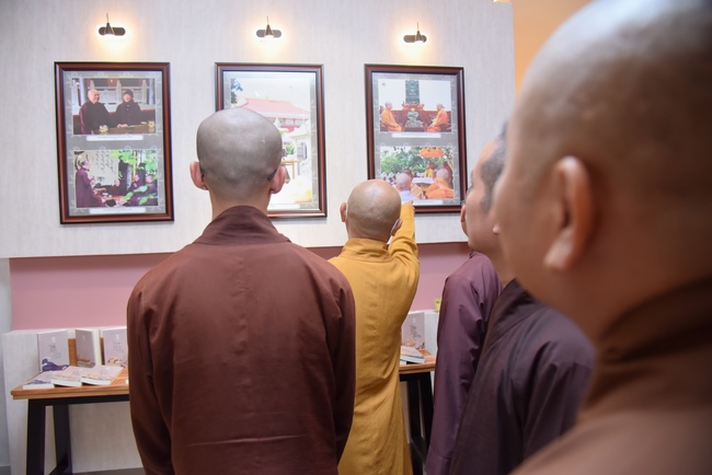 Lễ khai mạc tuần lễ triển lãm ảnh, thư pháp và các tác phẩm văn hoá Phật giáo chủ đề “Thanh Lương”