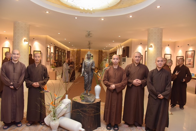 Lễ khai mạc tuần lễ triển lãm ảnh, thư pháp và các tác phẩm văn hoá Phật giáo chủ đề “Thanh Lương”